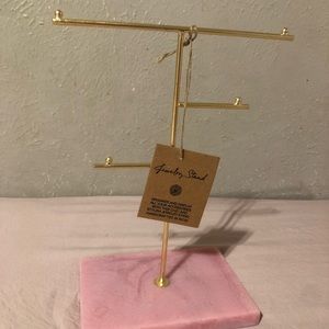 Jewelry stand